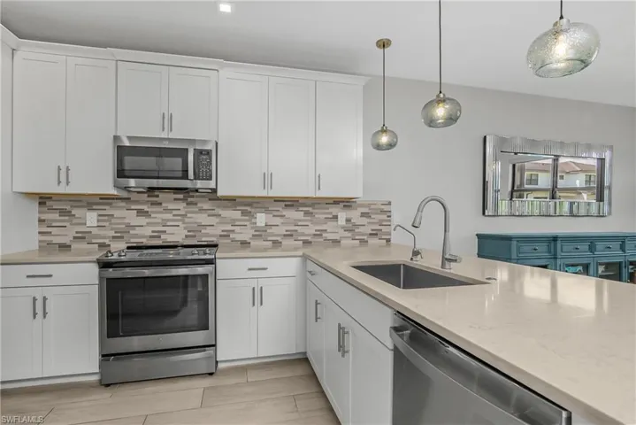 Beautifully appointed Kitchen
