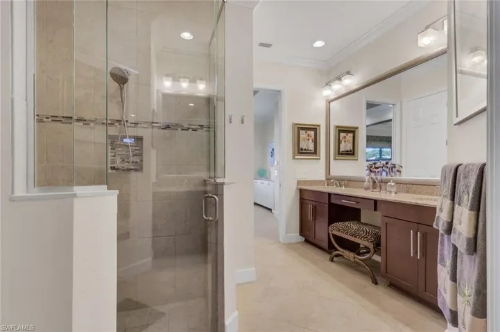 9142 Isla Bella Cir, Bonita Springs, Florida 34135