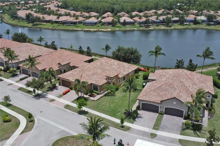 9142 Isla Bella Cir, Bonita Springs, Florida 34135
