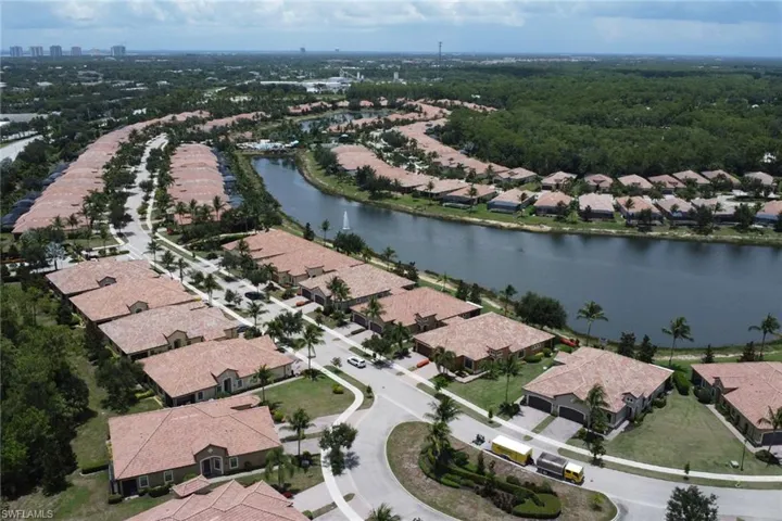 9142 Isla Bella Cir, Bonita Springs, Florida 34135