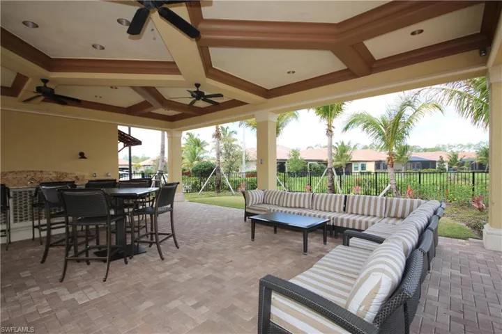 9142 Isla Bella Cir, Bonita Springs, Florida 34135