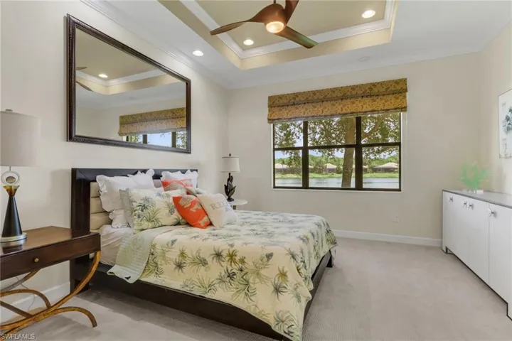 9142 Isla Bella Cir, Bonita Springs, Florida 34135