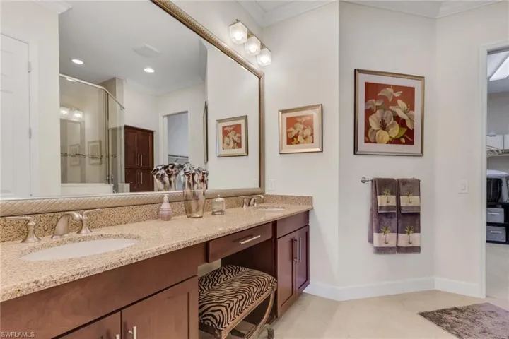 9142 Isla Bella Cir, Bonita Springs, Florida 34135