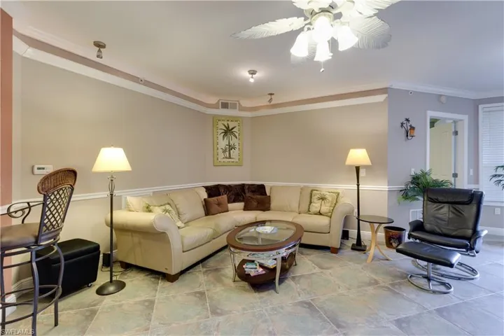2825 Palm Beach Blvd 308, Fort Myers, Florida 33916