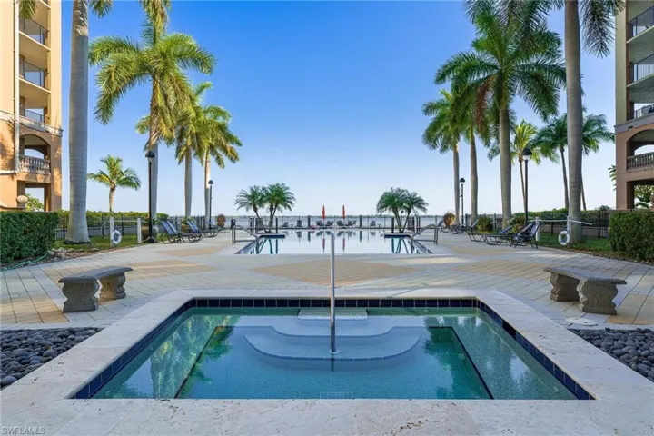 2825 Palm Beach Blvd 308, Fort Myers, Florida 33916