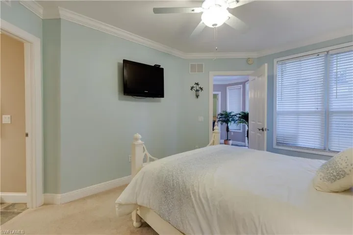 2825 Palm Beach Blvd 308, Fort Myers, Florida 33916