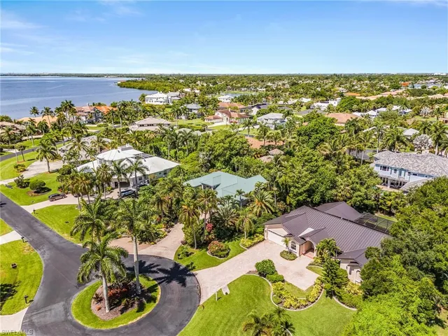 12641 Panasoffkee Dr, North Fort Myers, Florida 33903