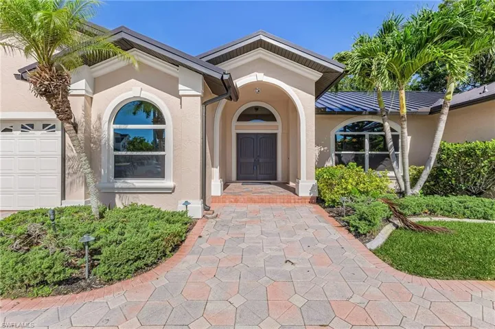 12641 Panasoffkee Dr, North Fort Myers, Florida 33903