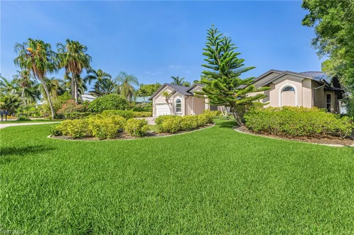 12641 Panasoffkee Dr, North Fort Myers, Florida 33903