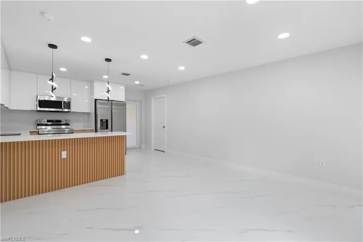 1055 Asther St E, Lehigh Acres, Florida 33974