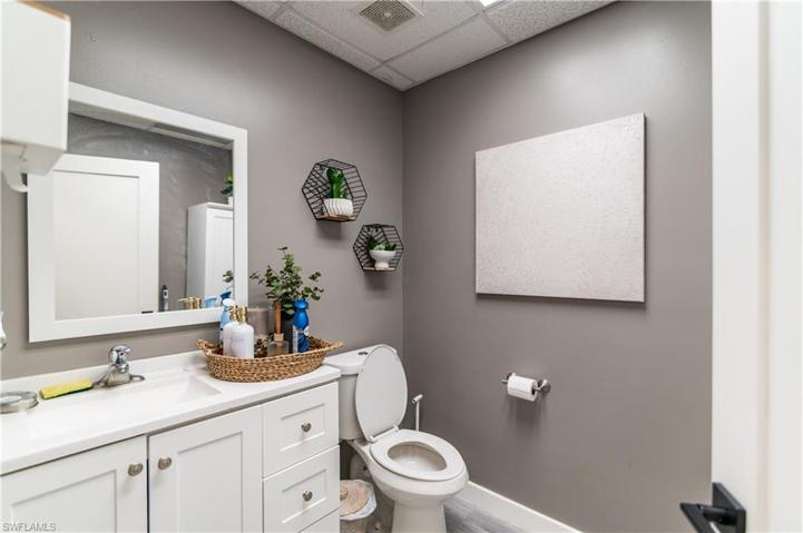 1924 -1942 Santa Barbara BLVD, NAPLES FL 34116