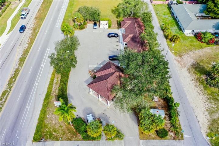 1924 -1942 Santa Barbara BLVD, NAPLES FL 34116
