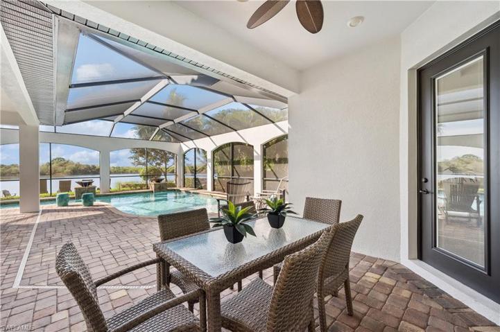 Dining Area on Lanai