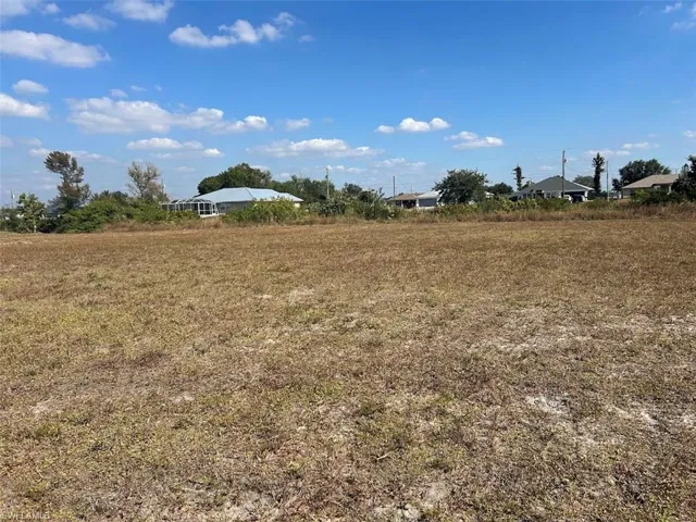 1703 Nw 7th Ave, Cape Coral, Florida 33993