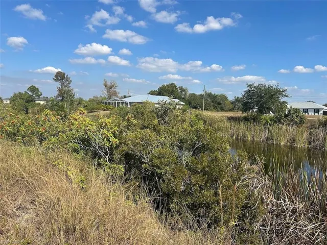 1703 Nw 7th Ave, Cape Coral, Florida 33993