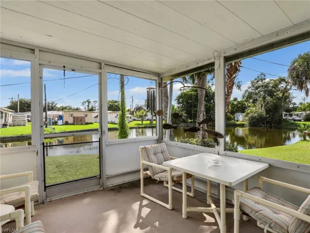 120  Torch  LN, North Fort Myers, FL 33917