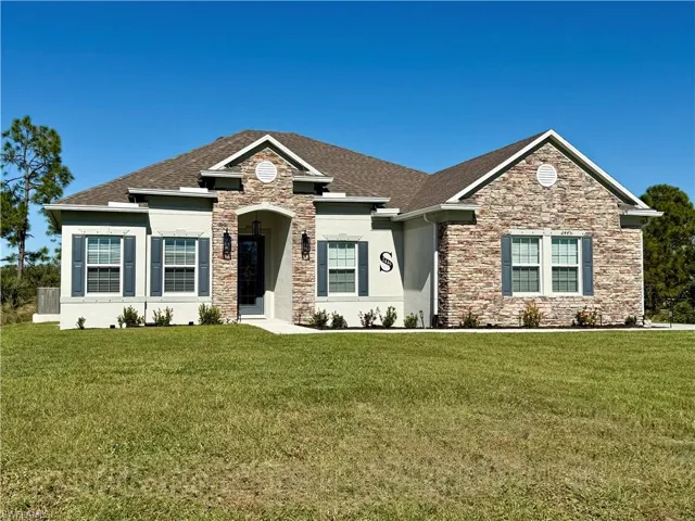 2445  58th NE AVE, Naples, FL 34120