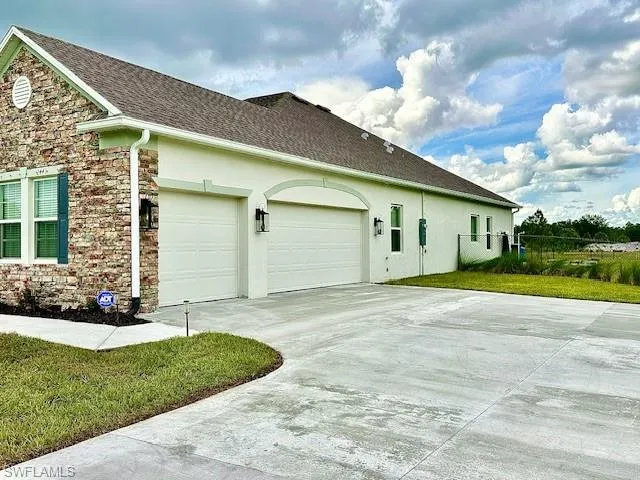 2445  58th NE AVE, Naples, FL 34120