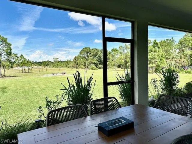 2445  58th NE AVE, Naples, FL 34120