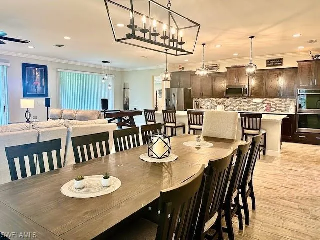 2445  58th NE AVE, Naples, FL 34120