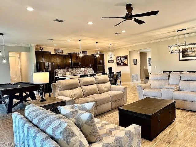 2445  58th NE AVE, Naples, FL 34120