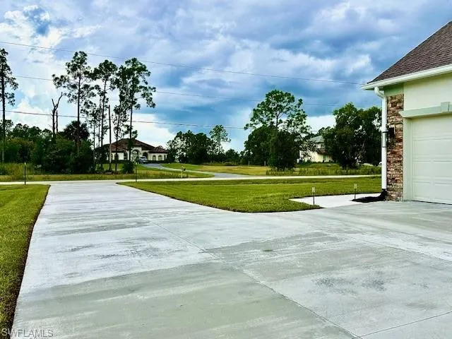 2445  58th NE AVE, Naples, FL 34120