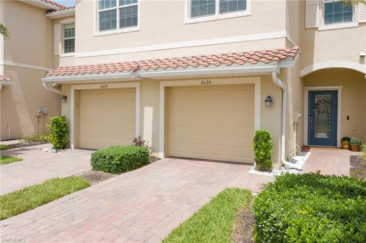 2620 Blossom Way, Naples, Florida 34120