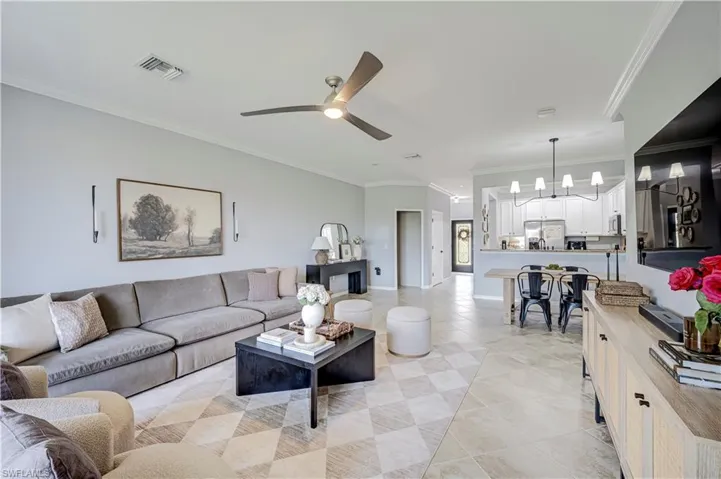 2620 Blossom Way, Naples, Florida 34120