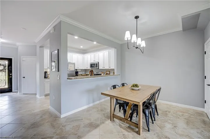 2620 Blossom Way, Naples, Florida 34120