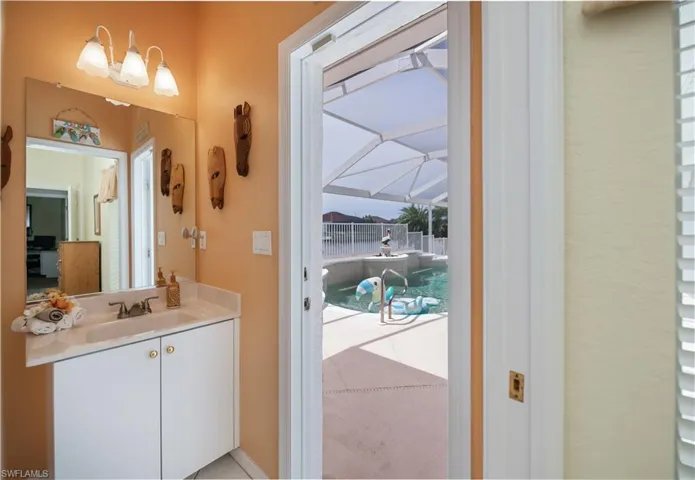 pool bathroom and bathroom to bedroom #1