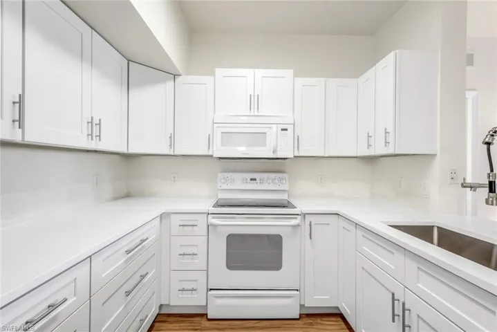 15630 Ocean Walk Cir 210, Fort Myers, Florida 33908