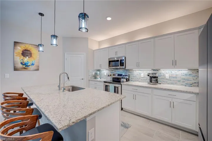 14450  Secret Garden  CV, Fort Myers, FL 33913