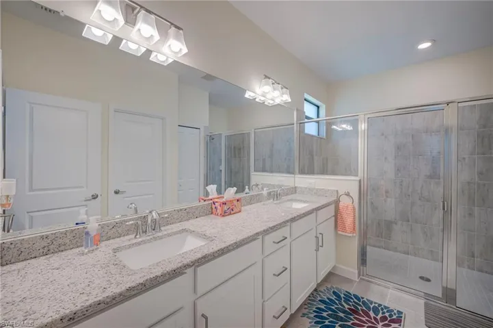 14450  Secret Garden  CV, Fort Myers, FL 33913