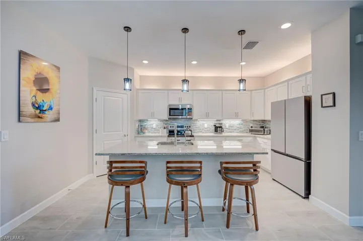 14450  Secret Garden  CV, Fort Myers, FL 33913