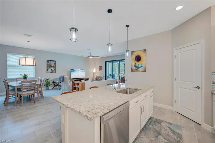 14450  Secret Garden  CV, Fort Myers, FL 33913