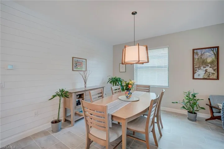 14450  Secret Garden  CV, Fort Myers, FL 33913