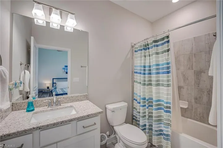 14450  Secret Garden  CV, Fort Myers, FL 33913