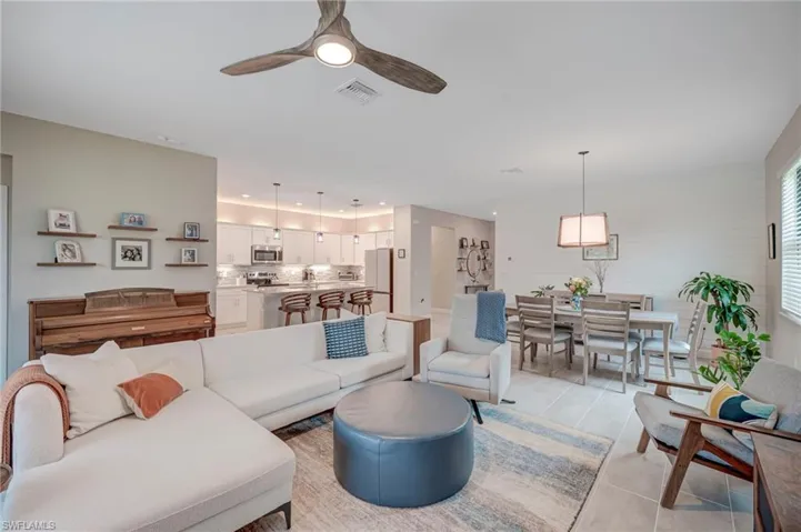14450  Secret Garden  CV, Fort Myers, FL 33913