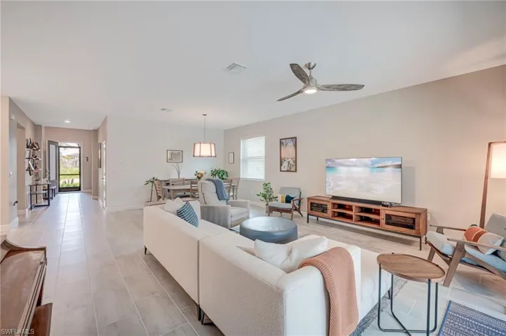 14450  Secret Garden  CV, Fort Myers, FL 33913
