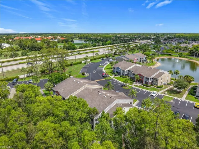 194 Santa Clara Dr 12, Naples, Florida 34104