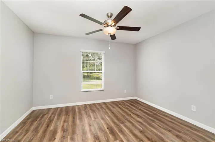 40  Ponoka  ST, Port Charlotte, FL 33954