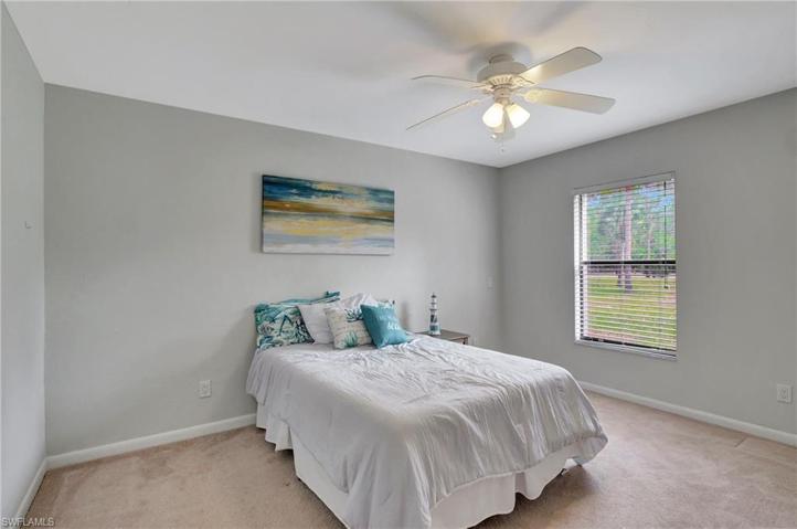 Large 1st floor bedroom