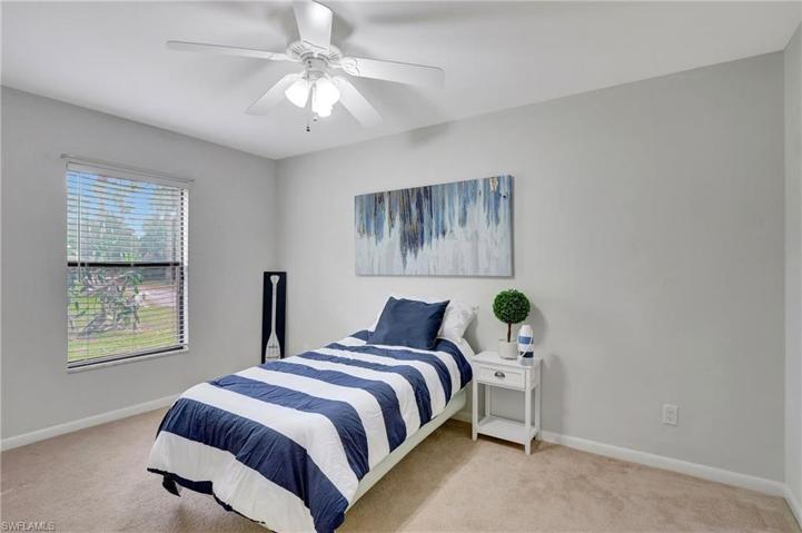 Large 1st floor bedroom