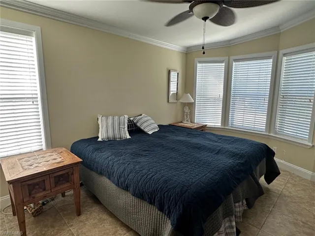 1066  Silver Lakes  BLVD, Naples, FL 34114