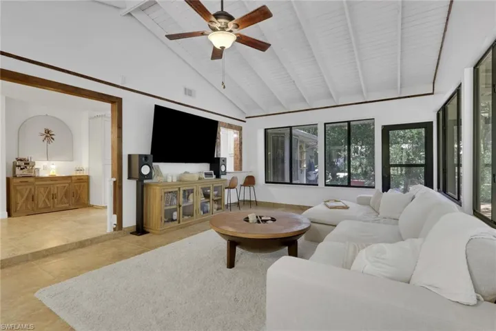 3110 10th Ave Se, Naples, Florida 34117