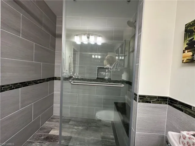 Large Walk In Shower in Master Bathroom