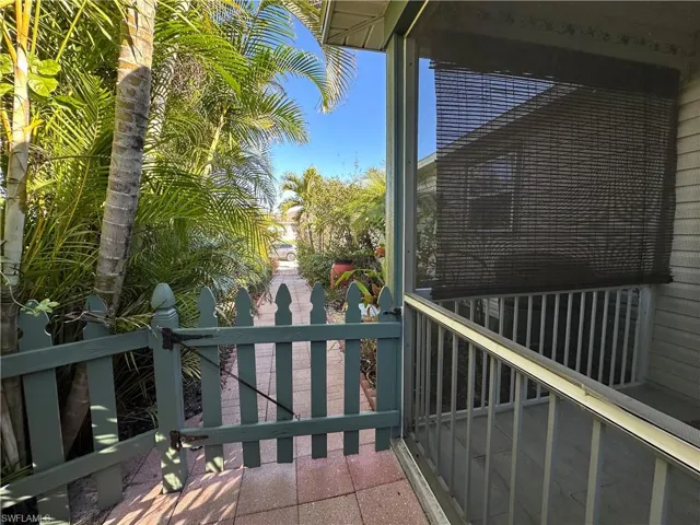 View of Lanai & Walkway