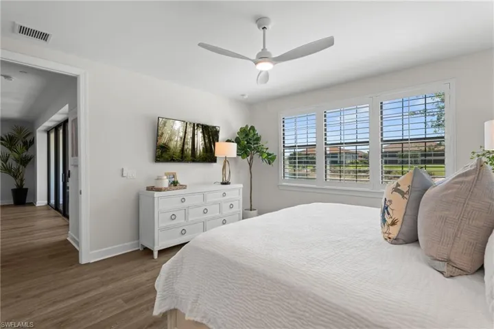 9658  Montelanico  LOOP, Naples, FL 34119