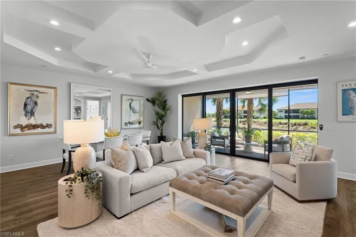 9658  Montelanico  LOOP, Naples, FL 34119
