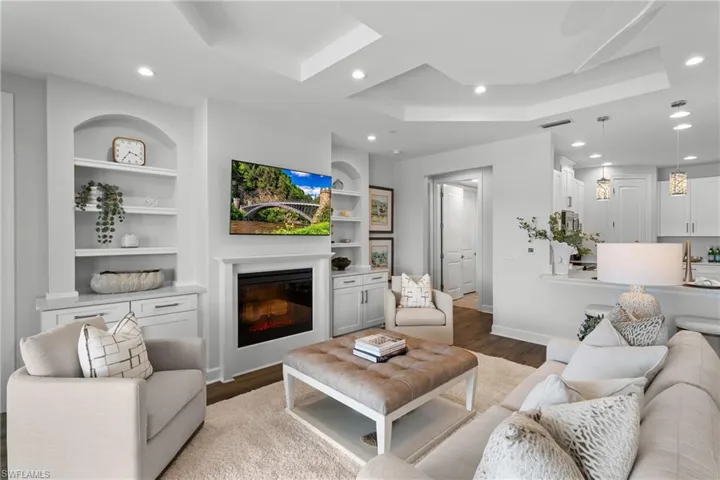 9658  Montelanico  LOOP, Naples, FL 34119